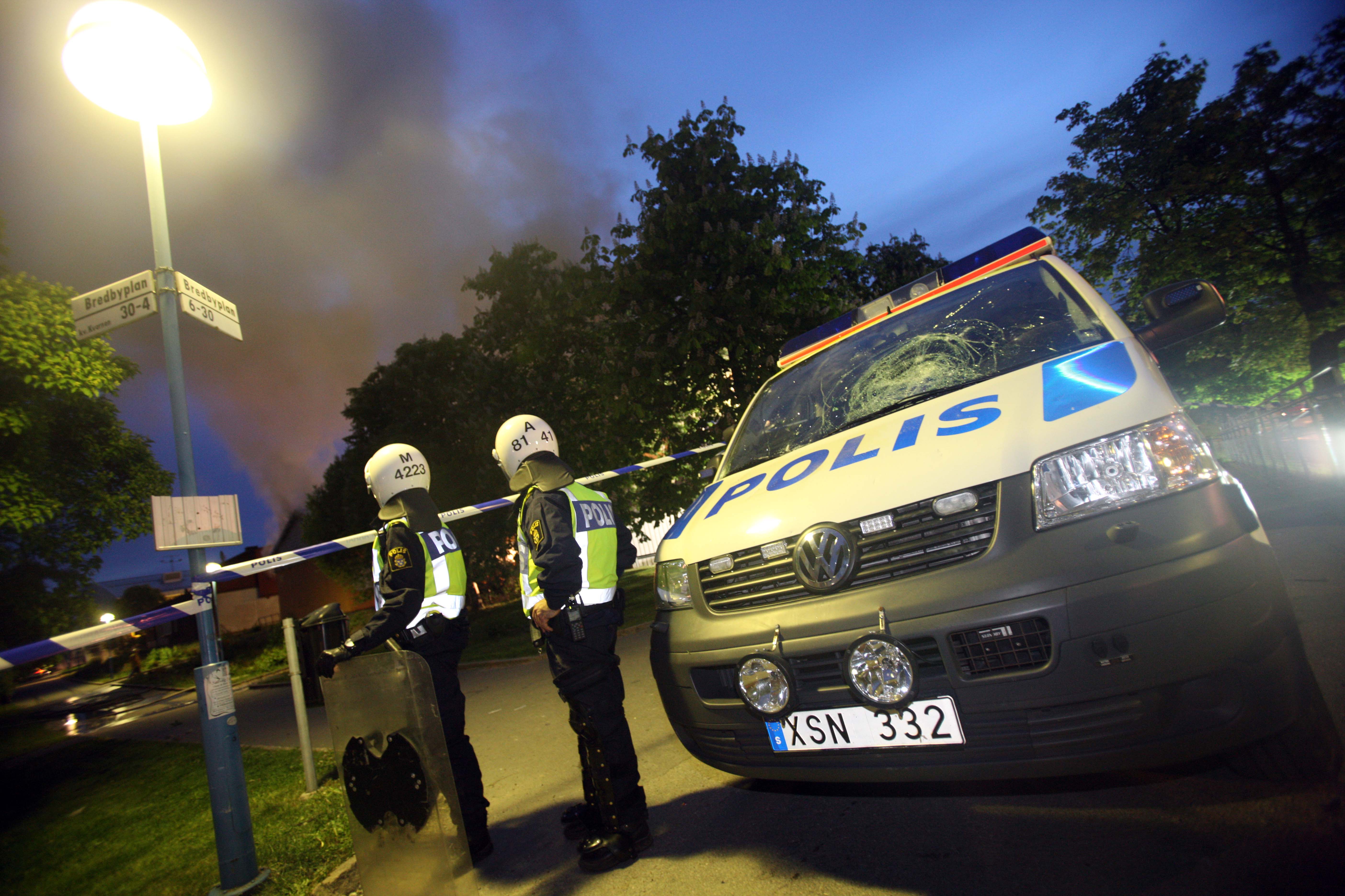 Polisen, Upplopp, Brand, Brott och straff, Rinkeby, Räddningstjänsten