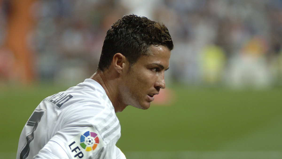 Cristiano Ronaldo gick, liksom alla andra, mållös från mötet mellan Real och Sporting Gijon.
