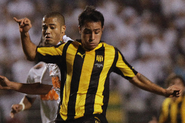 På den iberiska halvön lyckades Villareal locka till sig det urugyanska stjärnskottet, Alejandro Martinuccio. På den iberiska halvön lyckades Villareal locka till sig det urugyanska stjärnskottet, Alejandro Martinuccio.