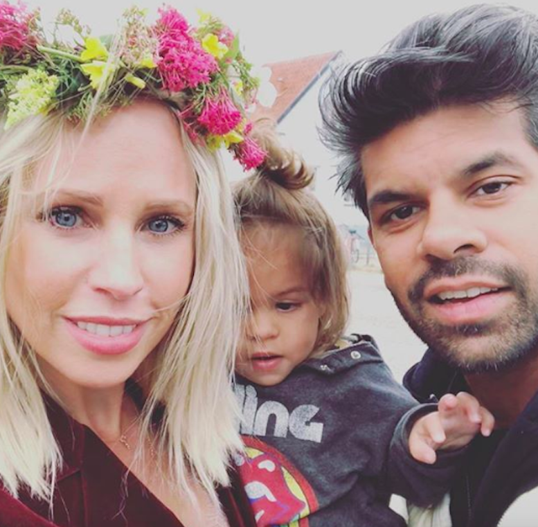 Här tillsammans med sonen Leo och pojkvänne Carl Falk. Bildkälla: Malin Gramer Instagram Här tillsammans med sonen Leo och pojkvänne Carl Falk. Bildkälla: Malin Gramer Instagram