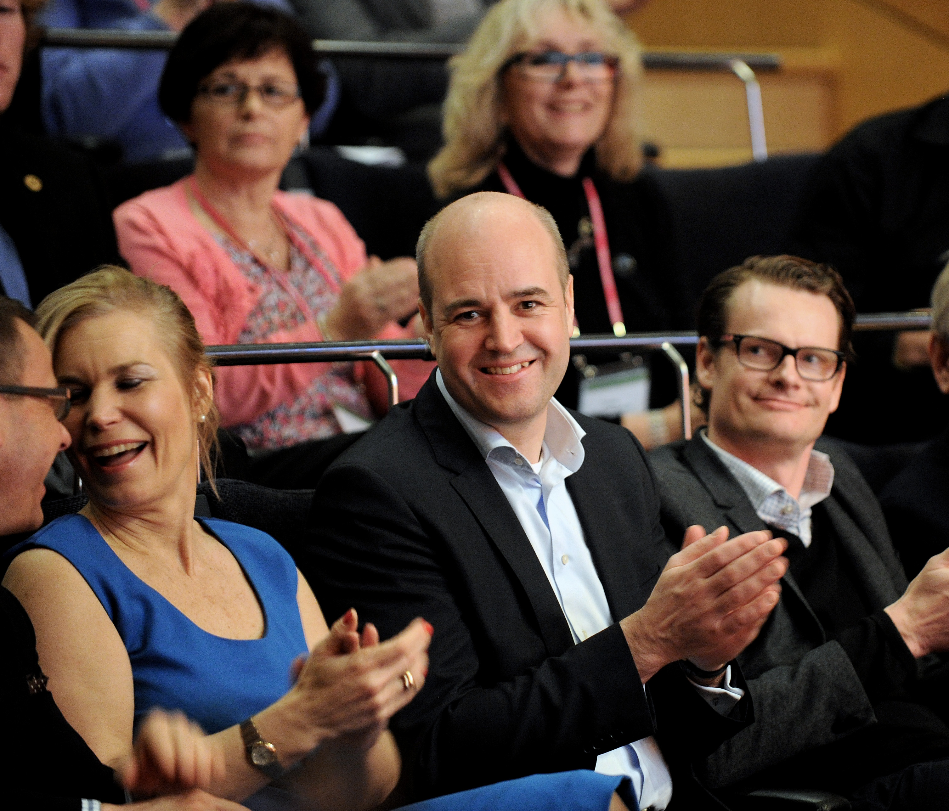 Reinfeldtregeringens förslag röstades igenom. 