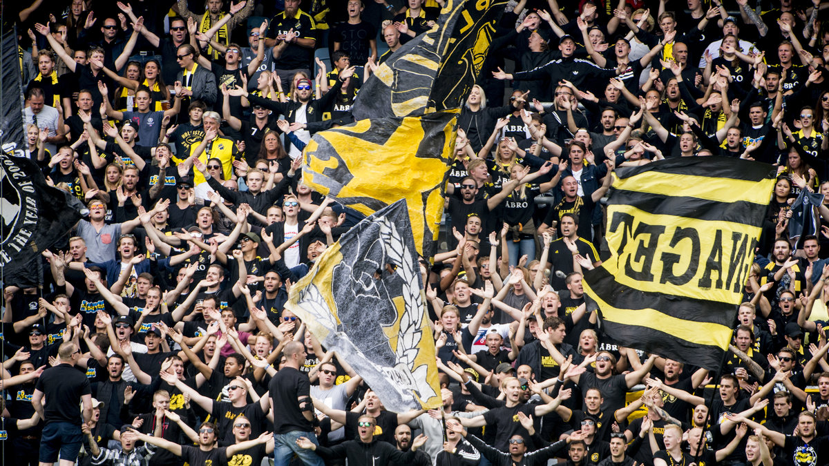 Medan supportrar till AIK verkar gilla båda Instagram och Twitter. 
