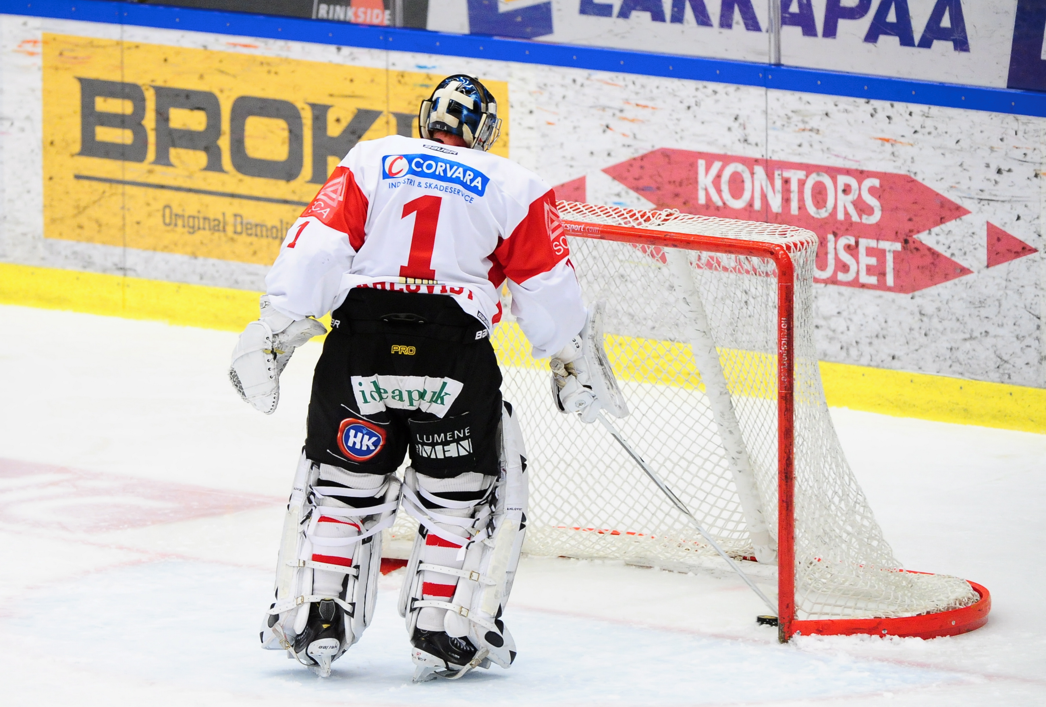 Finske Aleksis Ahlqvist har hämtades in under grundseriens slut. Inte heller han har övertygat i de två matcher han fått stå.