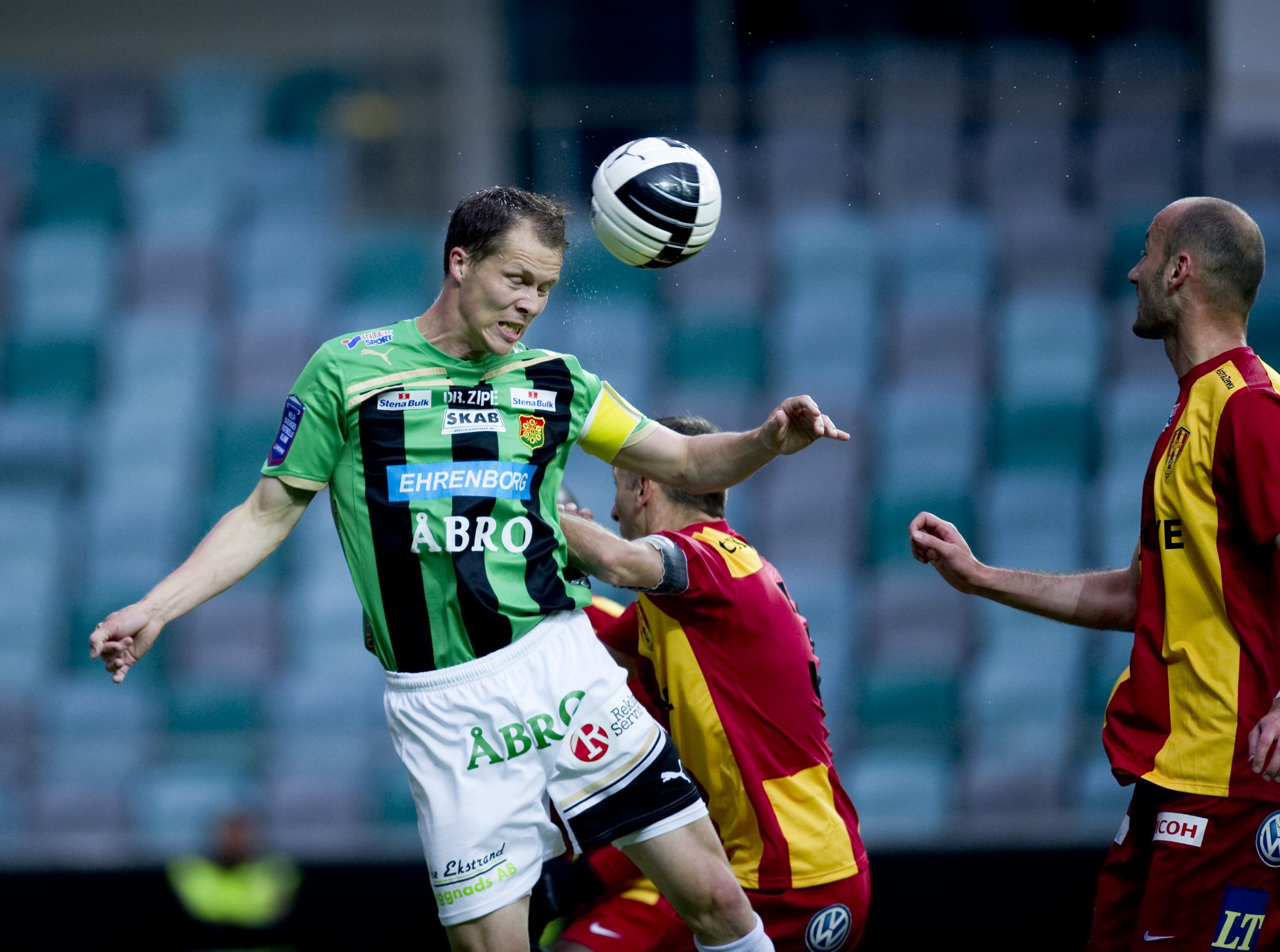 15. Fredrik Lundgren, mittback. Betyg: 4/5. Lagets härförare och lagkapten, har ett stort Gais-hjärta. Gått ner på mittbacksplatsen från mittfältet på senare år. Bra närkampsspelare. 15. Fredrik Lundgren, mittback. Betyg: 4/5. Lagets härförare och lagkapten, har ett stort Gais-hjärta. Gått ner på mittbacksplatsen från mittfältet på senare år. Bra närkampsspelare.