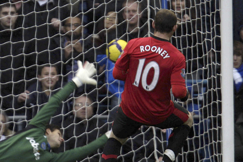 Wayne Rooney, Portsmouth, Ryan Giggs, United