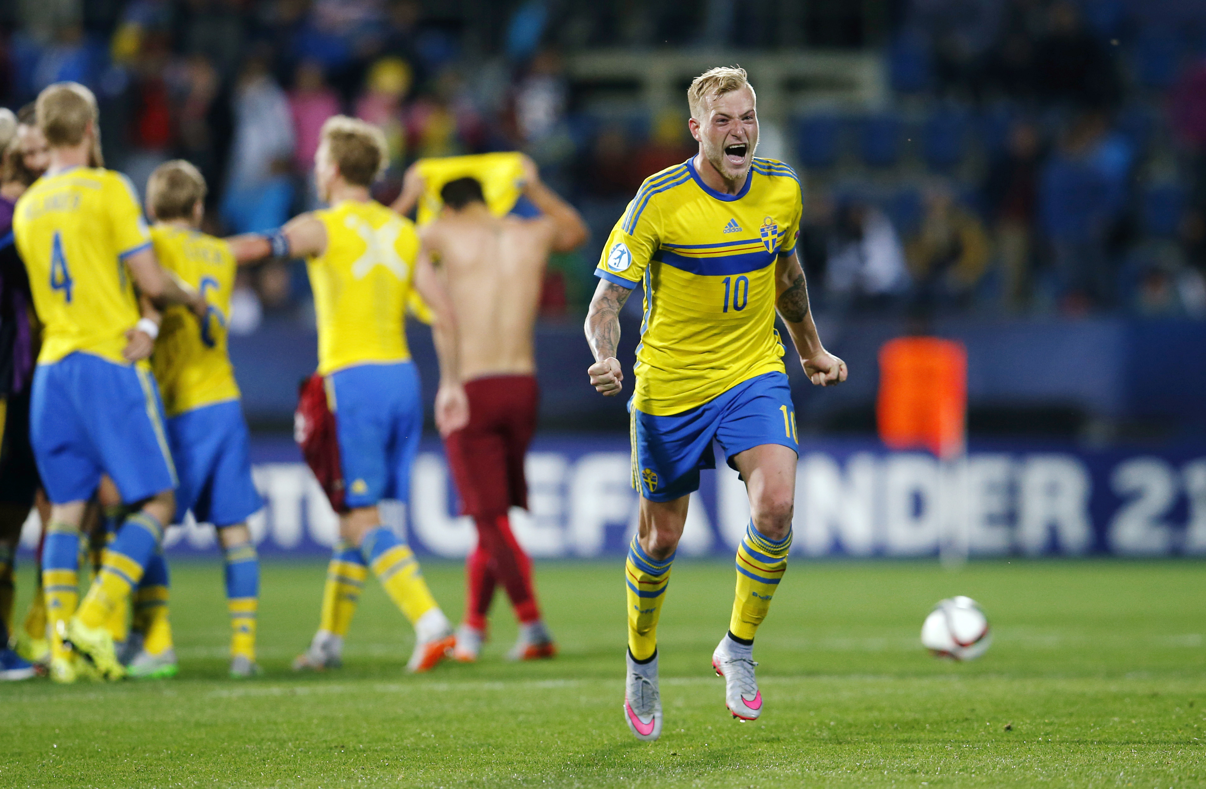 Guidetti efter slutsignalen. Guidetti efter slutsignalen.
