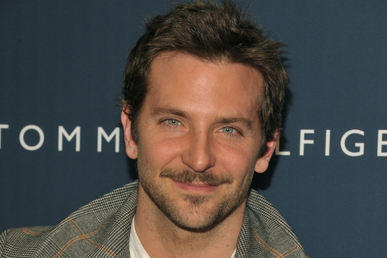 15. Bradley Cooper är drömkillen. 15. Bradley Cooper är drömkillen.