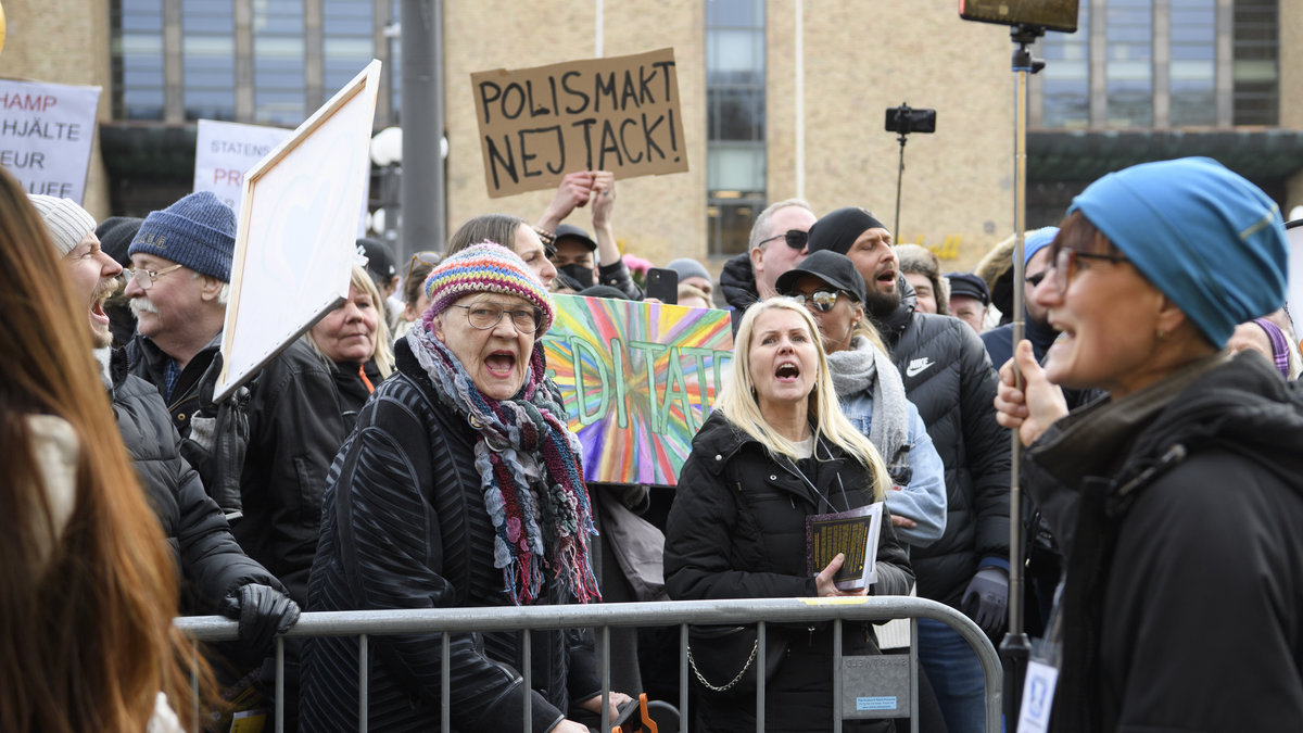 Demonstrationerna väntas inträffa i Stockholm, Göteborg och Malmö.