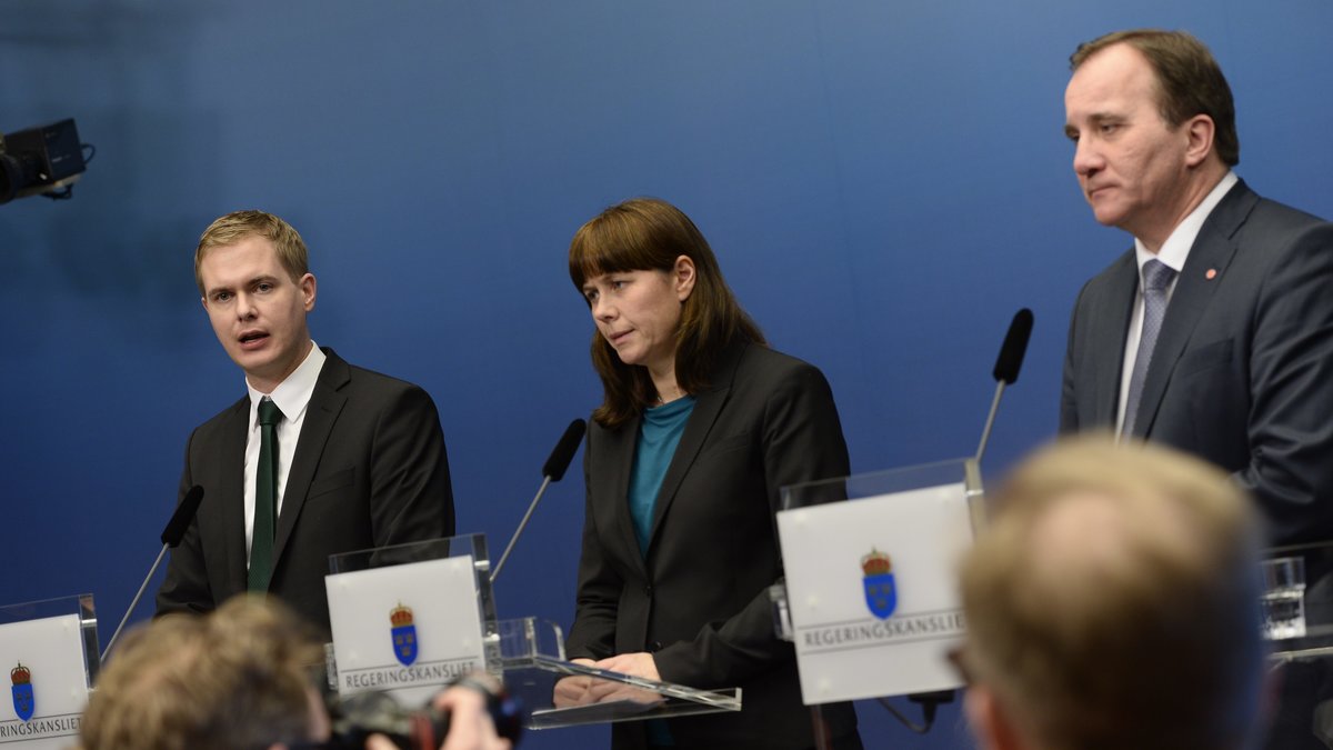 Fridolin, Romson och Löfven höll presskonferens. 