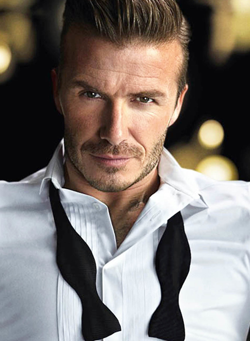 David Beckham modellar för sin egna parfym Gold Edition. David Beckham modellar för sin egna parfym Gold Edition.