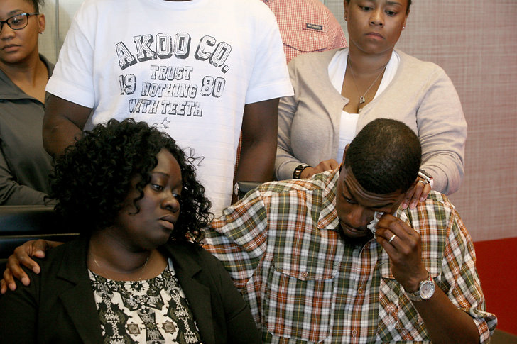 Jordan Edwards familj sörjer hans bortgång Jordan Edwards familj sörjer hans bortgång