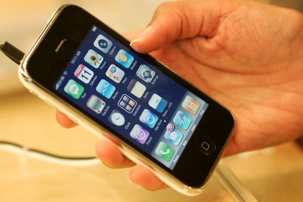 Den 11 juli 2008 var det dags för den andra generationen, iPhone 3G.