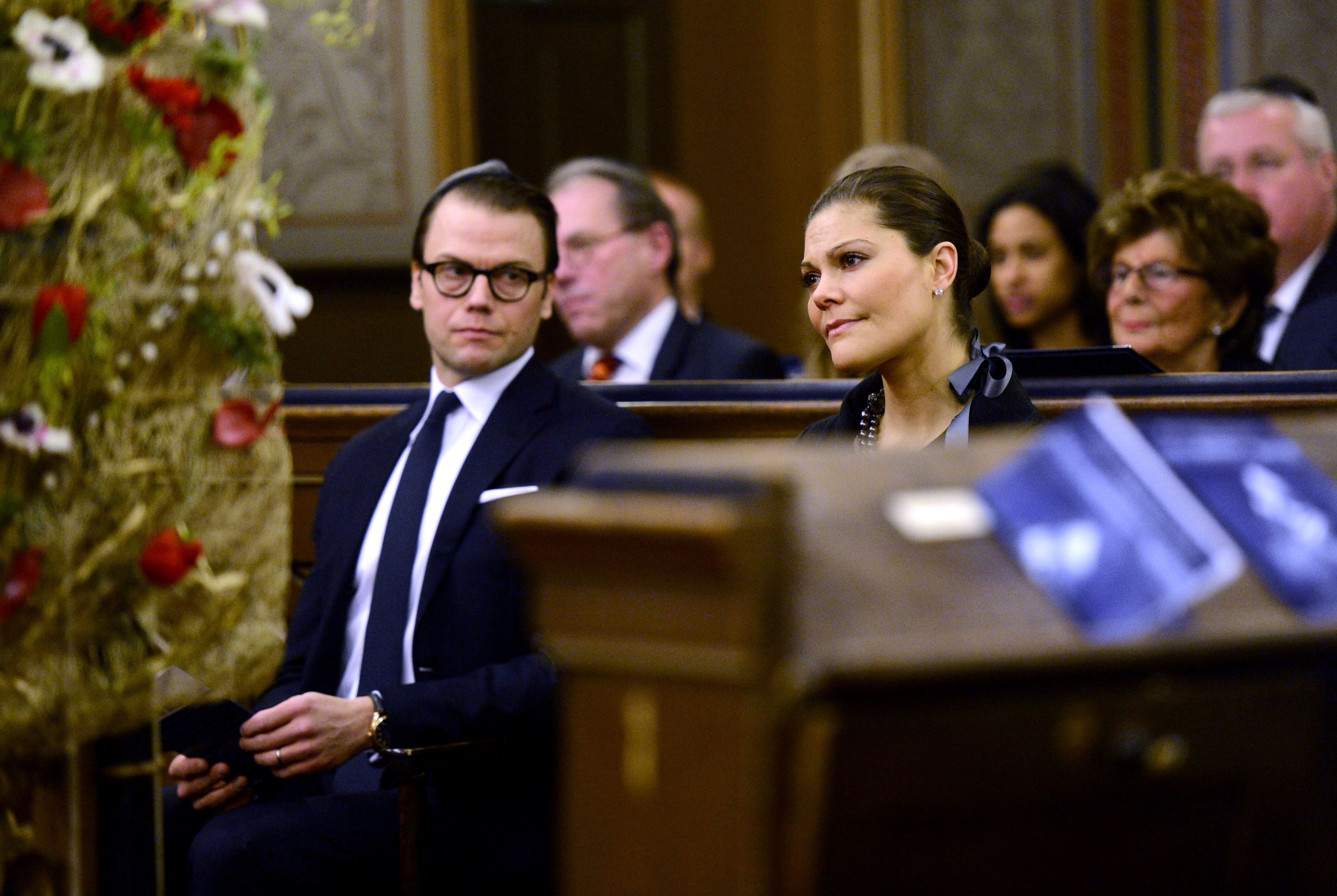Kronprinsessan Victoria och prins Daniel från minnesceremonin 2014.