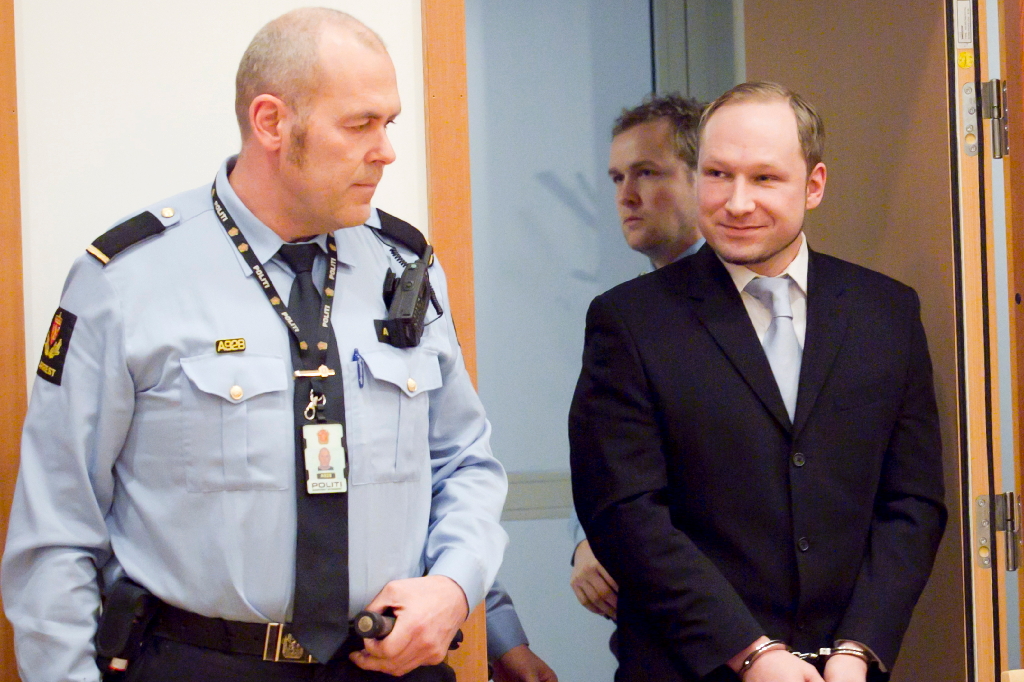 sjukhus, Anders Behring Breivik, Smärtstillande