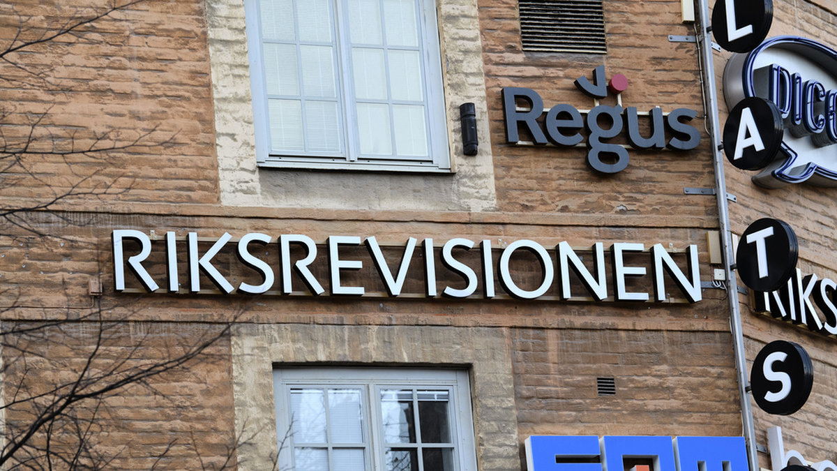 I en ny rapport riktar Riksrevisionen kritik mot tidigare regering. Arkivbild.