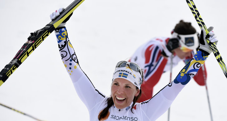 Charlotte Kalla, skidor