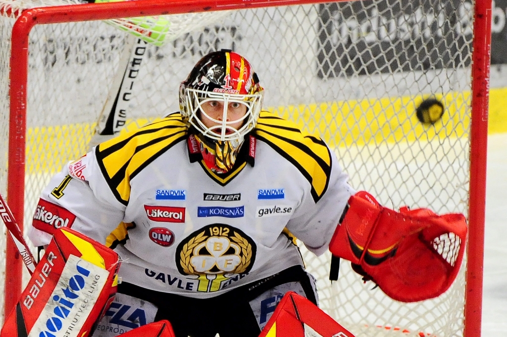 Niklas Svedberg har bäst målvaktsstatistik i hela slutspelet med en räddningsprocent på 94,50. Niklas Svedberg har bäst målvaktsstatistik i hela slutspelet med en räddningsprocent på 94,50.
