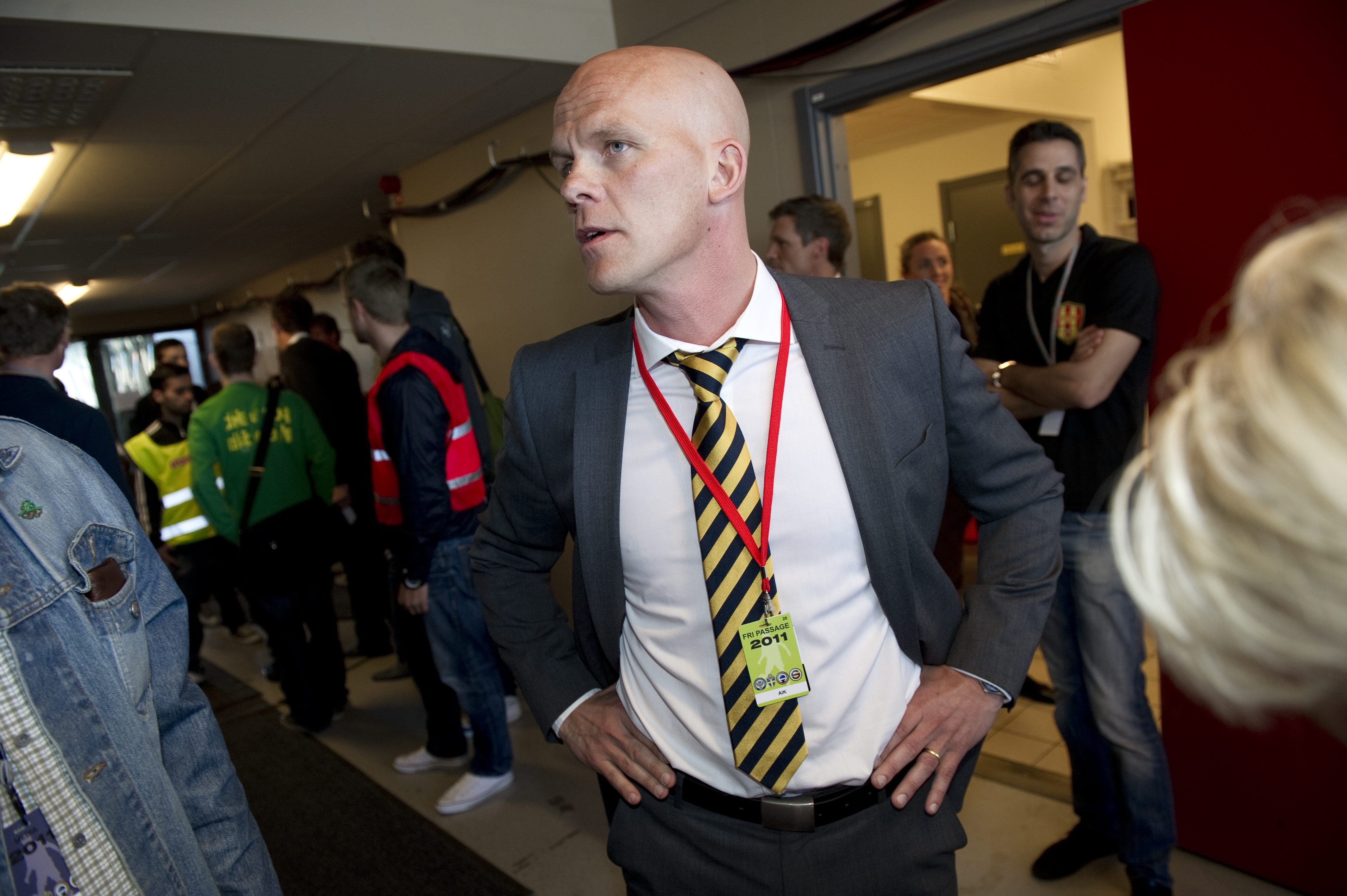 Sportchefen Jens T Andersson hade inte sett något av klippen och ville inte uttala sig.