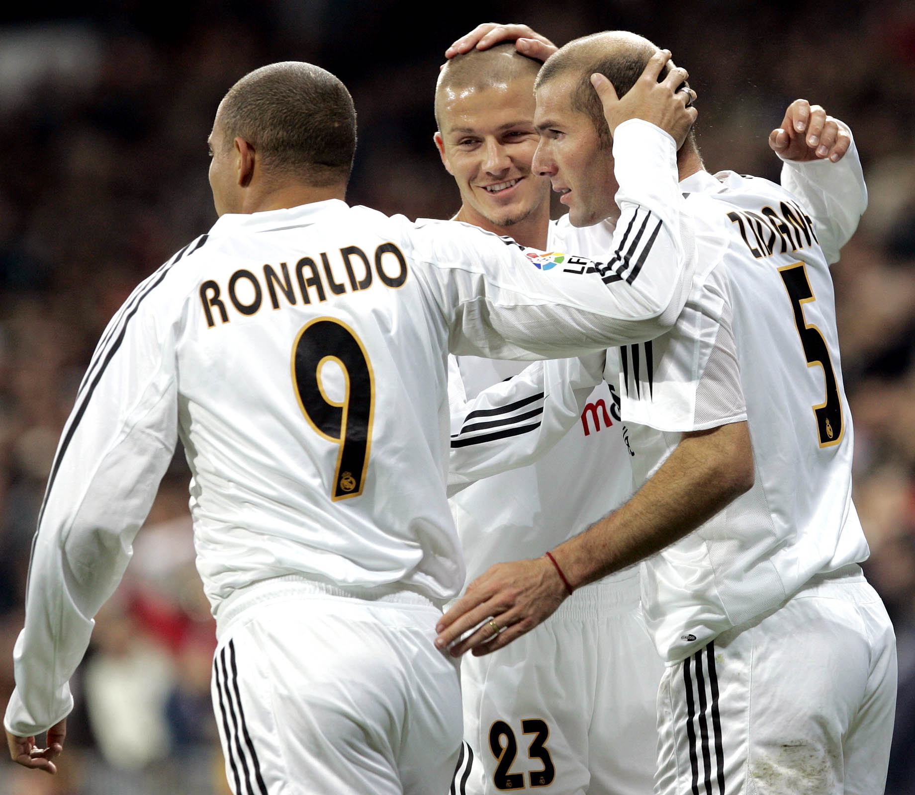 Ronaldo, Zidane och Beckham i Galaticos. Ronaldo, Zidane och Beckham i Galaticos.