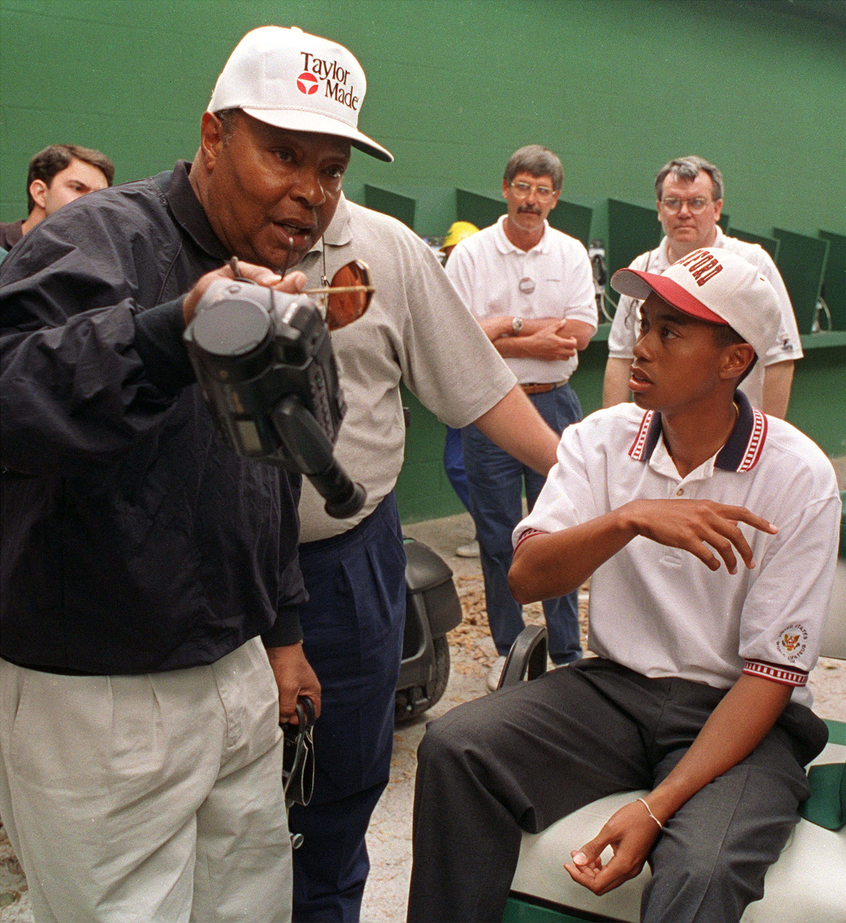 Earl Woods drillade Tiger som ung.