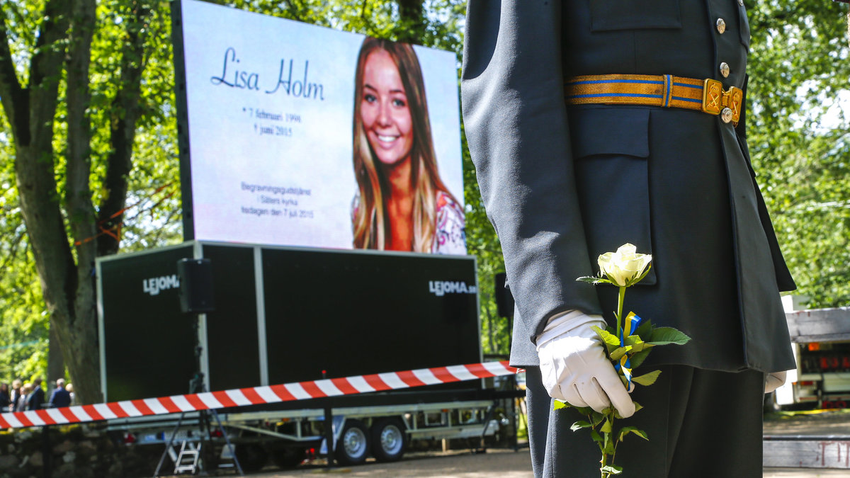 Lisa Holms begravning. 