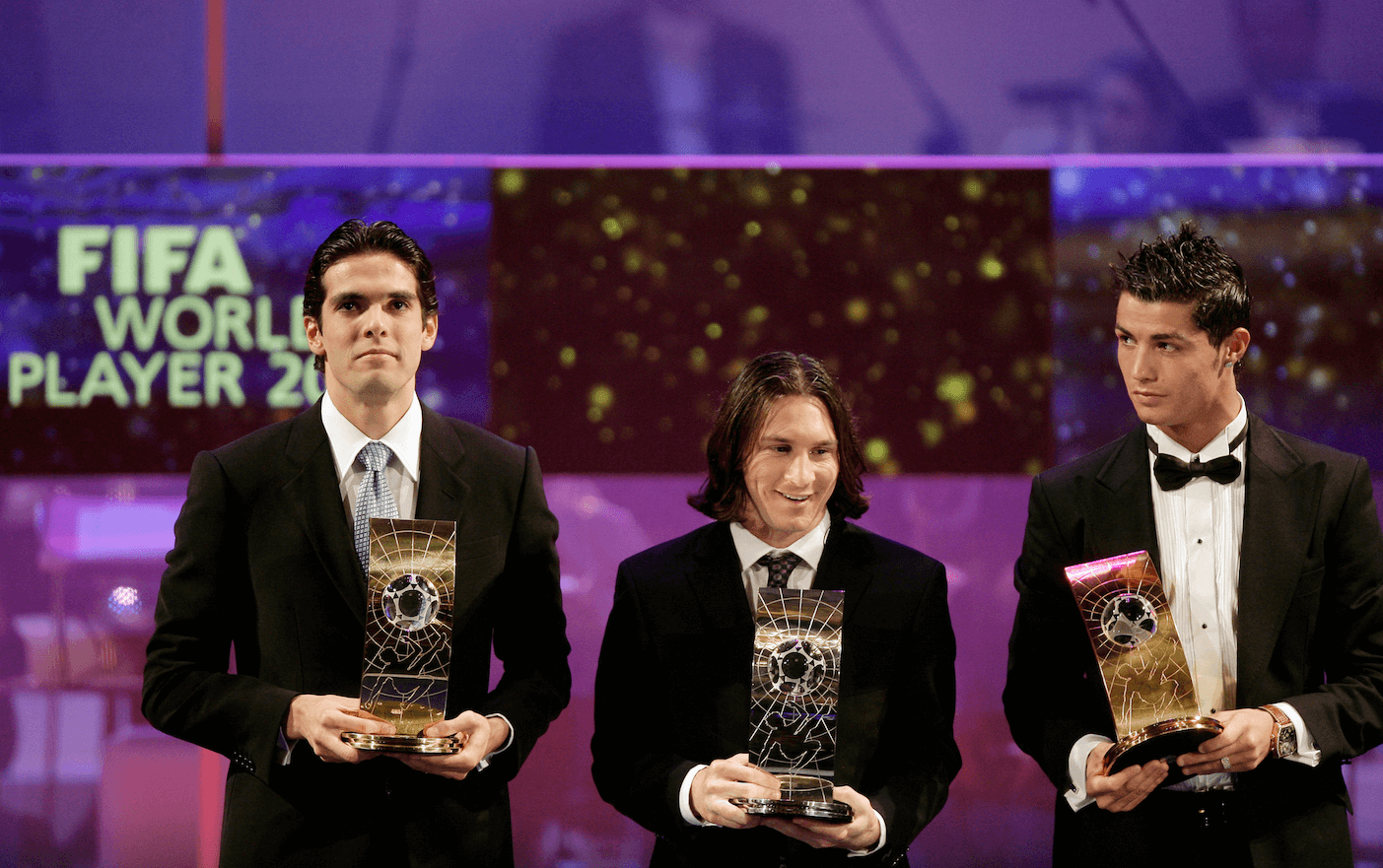 2007 blev Messi utsedd till tredje bäst i världen. Bara slagen av Kaka och Cristiano Ronaldo. Kaka har senare sagt att han var den sista människan som vann utmärkelsen (för att Messi och Ronaldo är från en annan planet). 2007 blev Messi utsedd till tredje bäst i världen. Bara slagen av Kaka och Cristiano Ronaldo. Kaka har senare sagt att han var den sista människan som vann utmärkelsen (för att Messi och Ronaldo är från en annan planet).