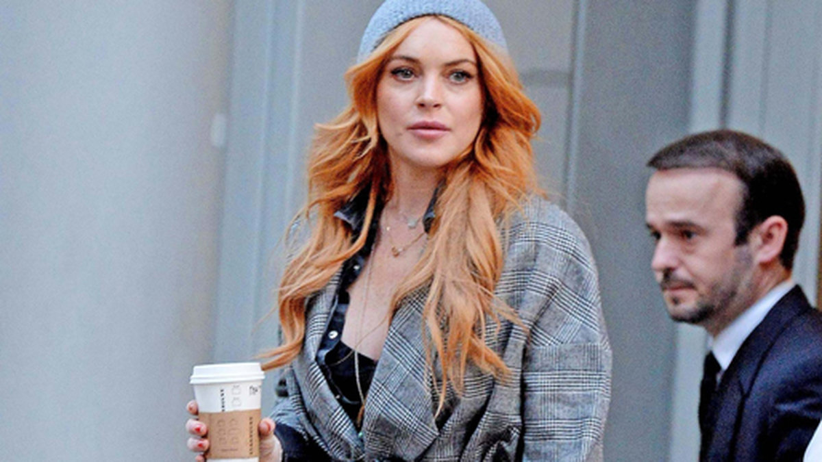 Lindsay Lohan ser fräschare ut än någonsin efter tiden på rehab. Här njuter hon av en god kopp kaffe i New York. 