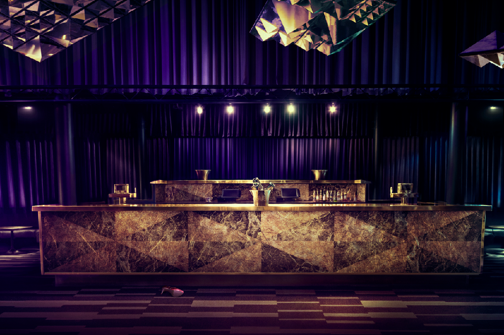 Café Opera öppnar upp en ny avdelning kallad "The Brass bar".