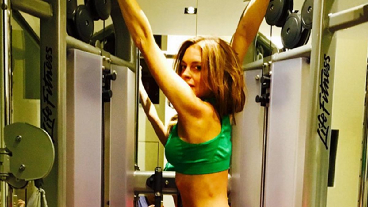 Lindsay Lohan kör på gymmet.