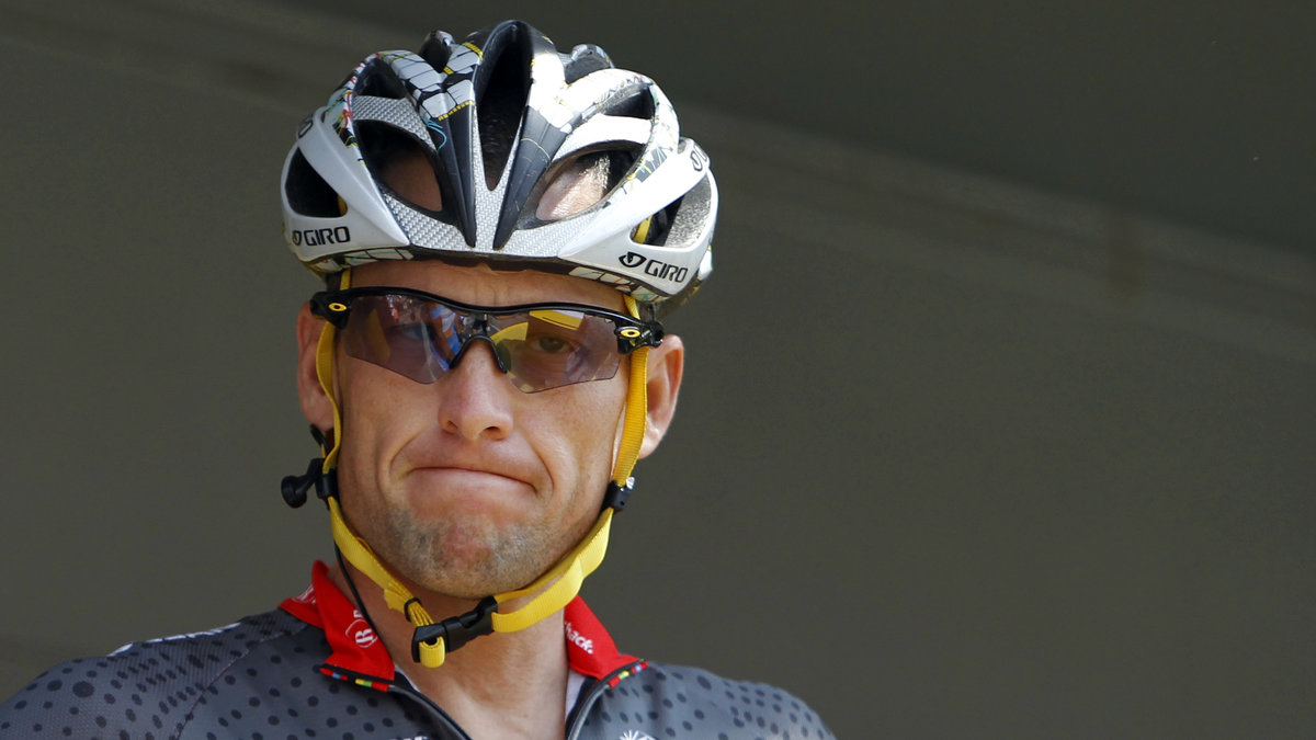 Lance Armstrongs karriär får ett tråkigt slut.