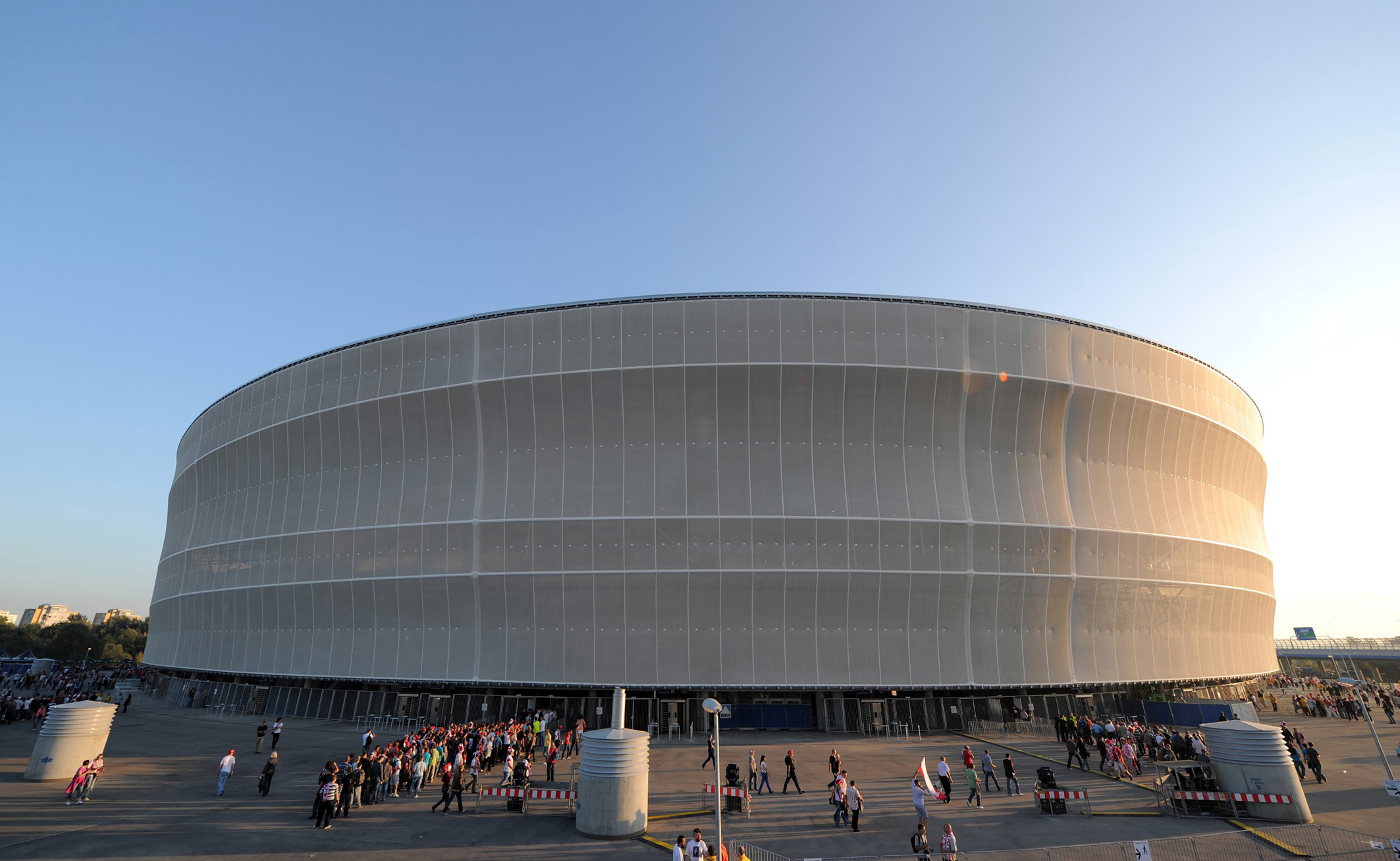 Municipal stadium, Poznan. Kapacitet: 40 000. Invigdes: 1980, renoverad och återinvigd september 2010. Matcher: 3. Municipal stadium, Poznan. Kapacitet: 40 000. Invigdes: 1980, renoverad och återinvigd september 2010. Matcher: 3.