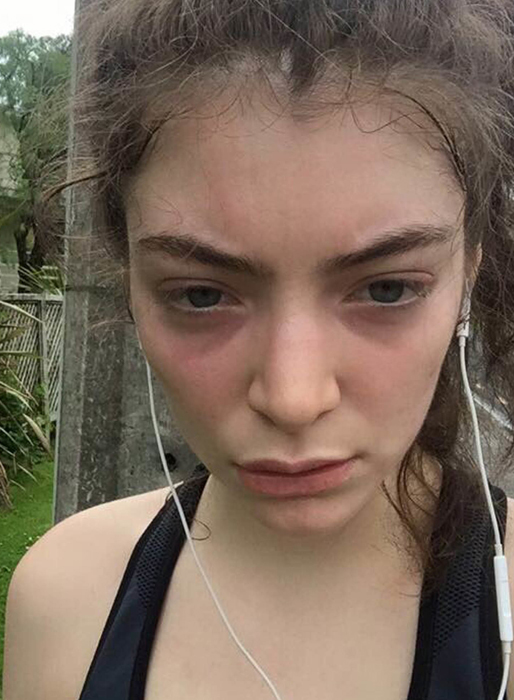 Lorde bjuder på en selfie efter träningen. Lorde bjuder på en selfie efter träningen.