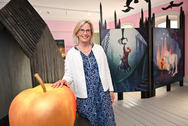 Malin Billing, barnbarn till Astrid, på plats vid utställningen om Astrid Lindgren.