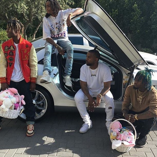 Migos hänger med Kanye. Migos hänger med Kanye.