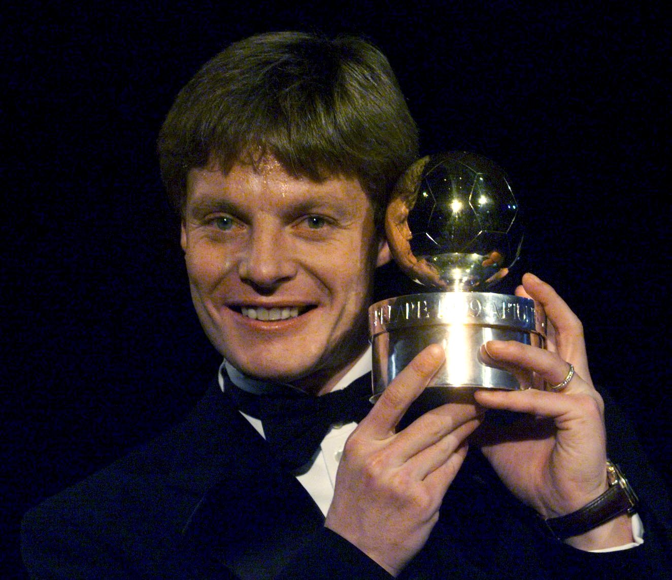 Guldbollenvinnaren från 1999 har annars förknippats med Malmö FF efter fyra år i klubben.