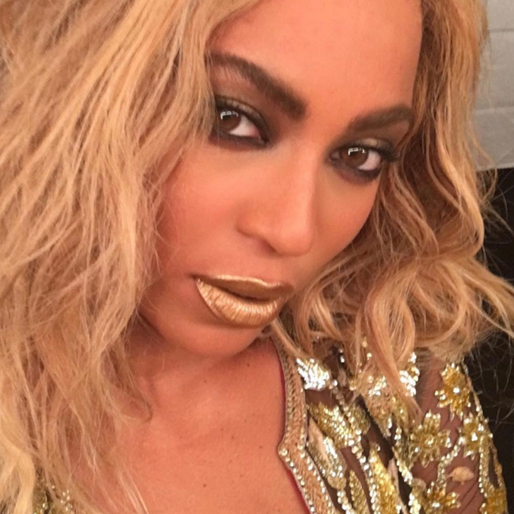 Beyoncé bjuder på en selfie. Beyoncé bjuder på en selfie.