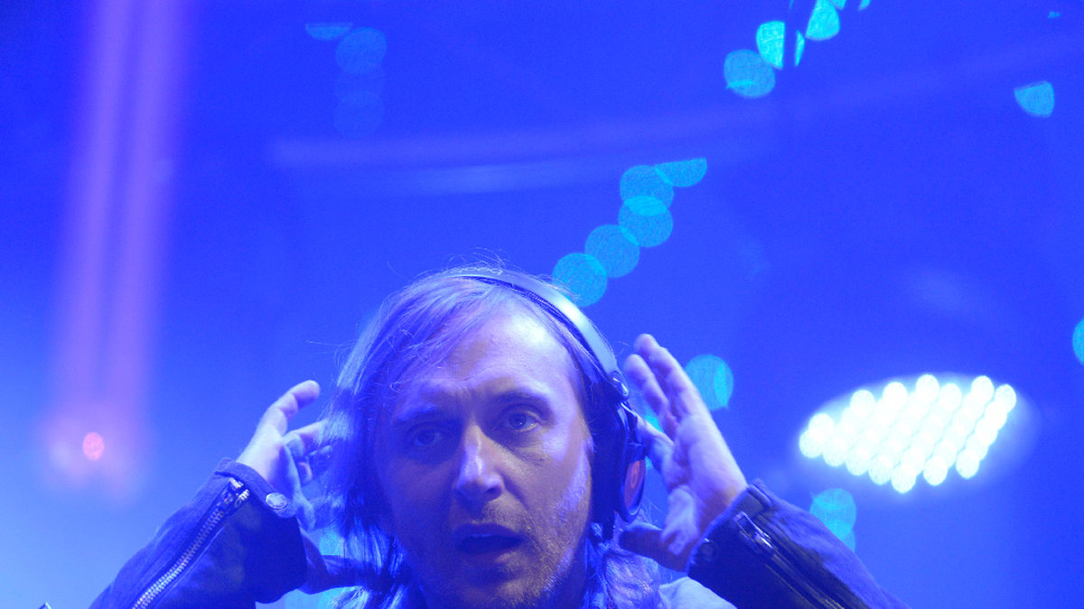 Åldringen David Guetta hamnar precis under Swedish House Mafia. 91,5 miljoner kronor tjänade den franske DJ:n 2011.