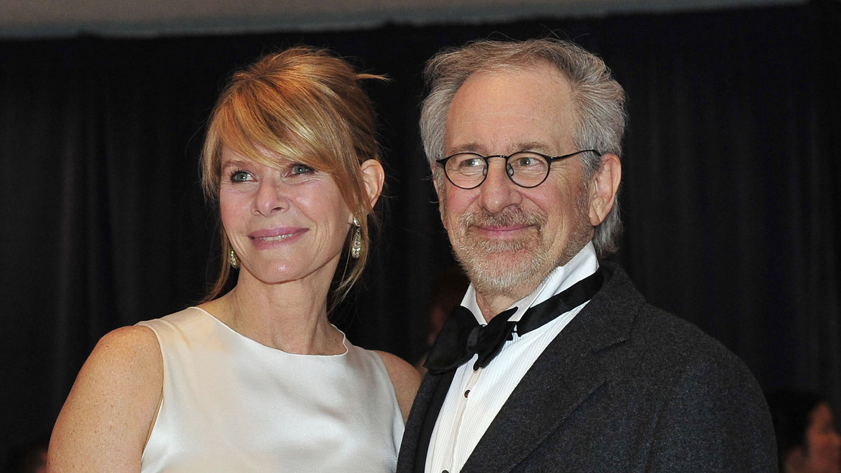3.Steven Spielberg har gjort sig ett namn på filmer som "E.T.", "Indiana Jones" och "Jurassic Park." Han tjänade 910 miljoner.