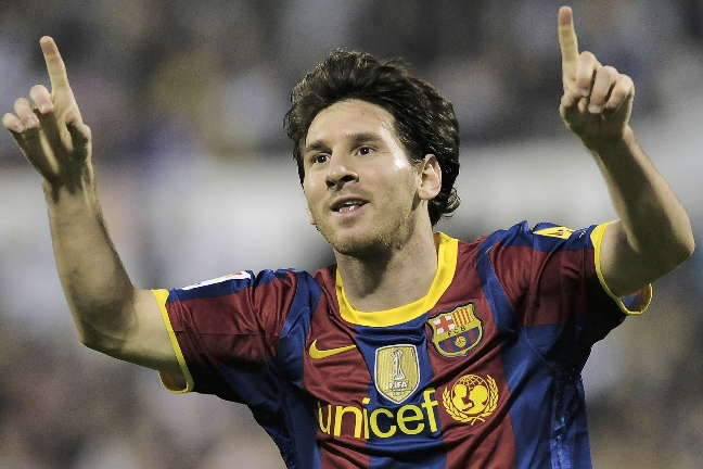 Messis firar sitt andra mål mot Zaragoza.