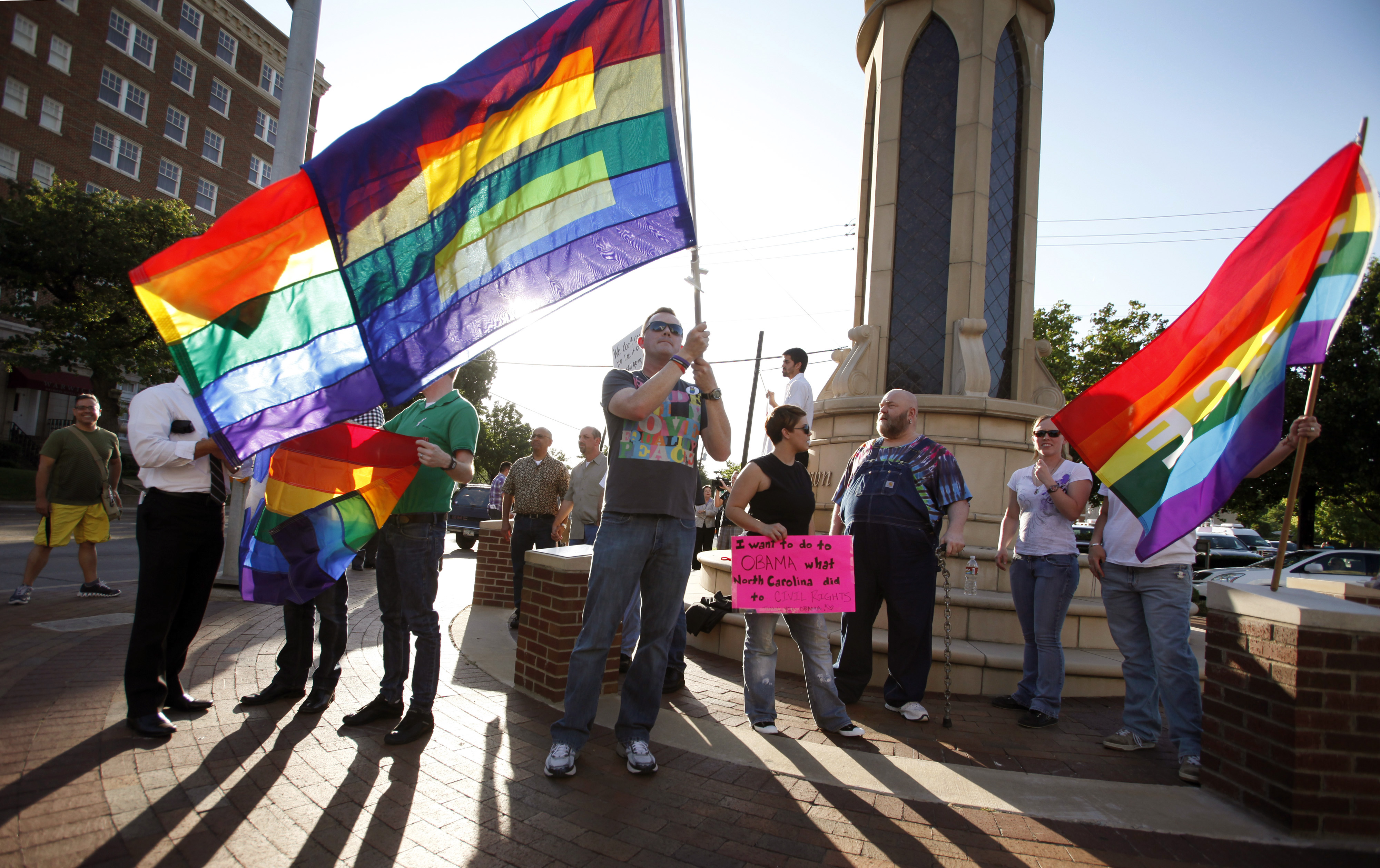 På USA:s gator firade HBT-personer, här i Dallas.
