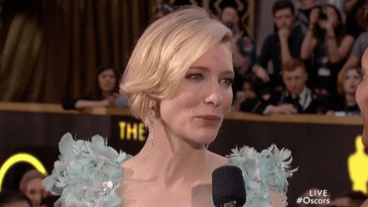 Tack för kaffet-kommentatorerna skrattade åt Cate Blanchett och sa att hon hade "pundarögon". 
