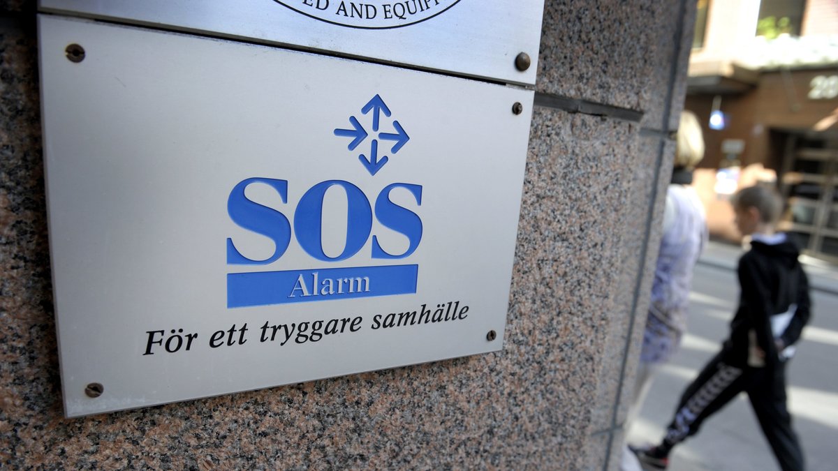 SOS Alarm har fullt upp under nyårsnatten.