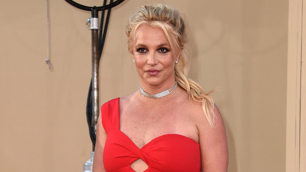 Britney Spears memoarer 'The woman in me' släpptes i slutet på oktober och har sålt bra, men än så länge inte bäst av alla kändisbiografier. Arkivbild.