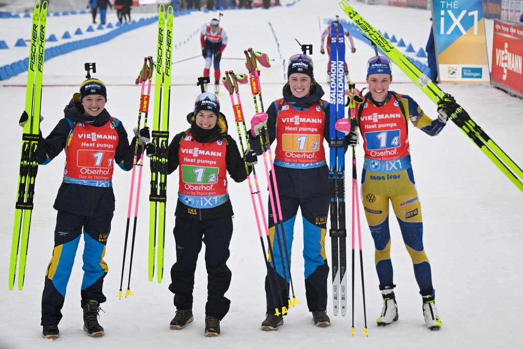 Linn Persson, Anna Magnusson, Elvira Öberg och Hanna Öberg tog brons i damernas stafett i Oberhof – Sveriges historiska åttonde VM-medalj.