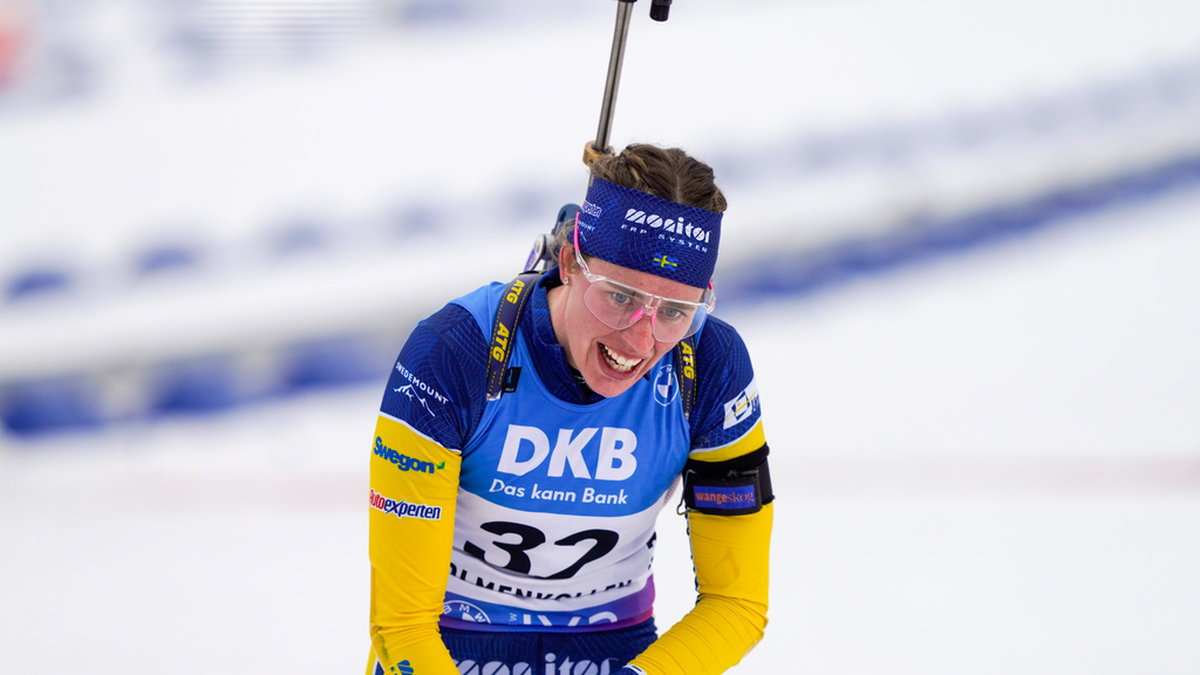 Elvira Öberg efter målgång i Holmenkollen.