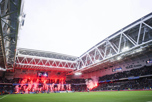 Väldigt många bengaler. Även på sittplats, vilket inte är en vanlig syn. Väldigt många bengaler. Även på sittplats, vilket inte är en vanlig syn.