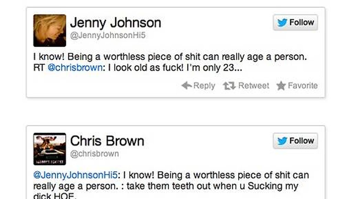 Chris Brown gick till hårt angrepp mot den kvinnliga komikern Jenny Johnson. – Plocka ut tänderna när du suger min k*k, h*ra, skrev Brown.