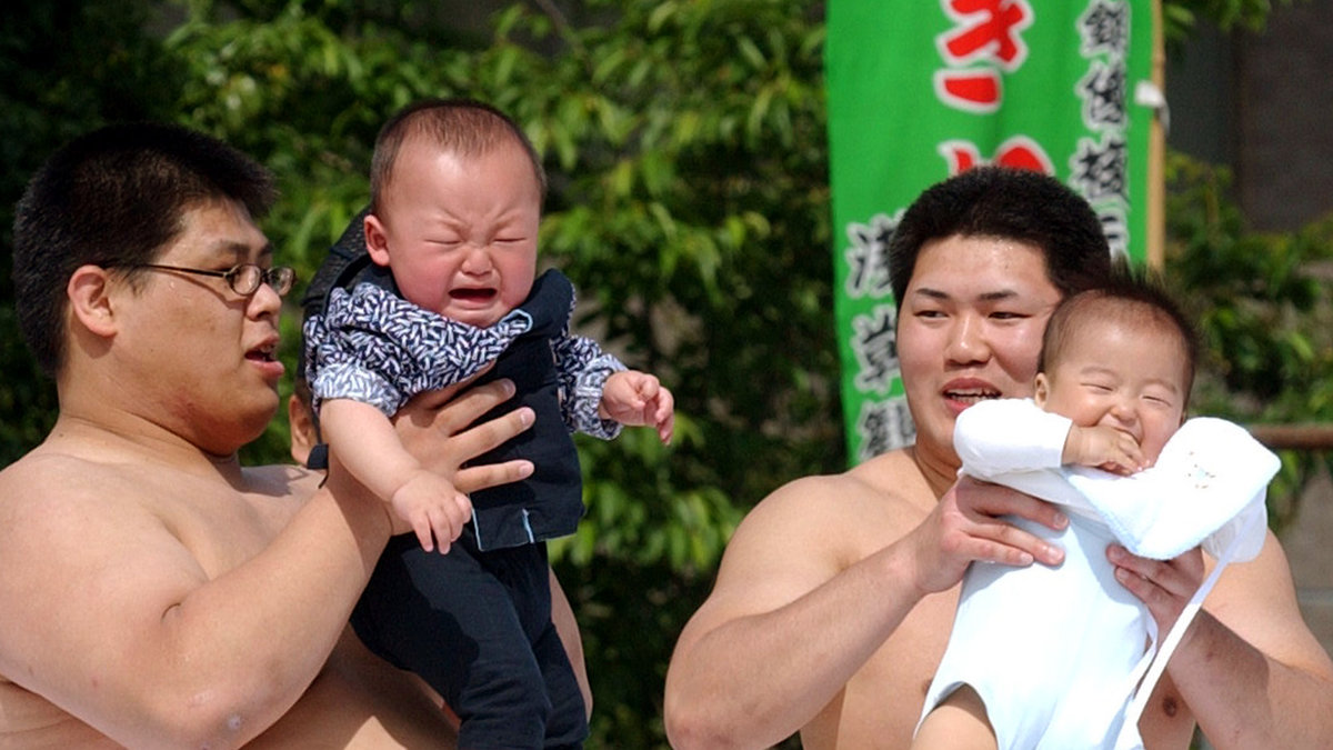 Det föds alldeles för få barn i Japan, enligt en ny studie från myndigheten för familjeplanering. 