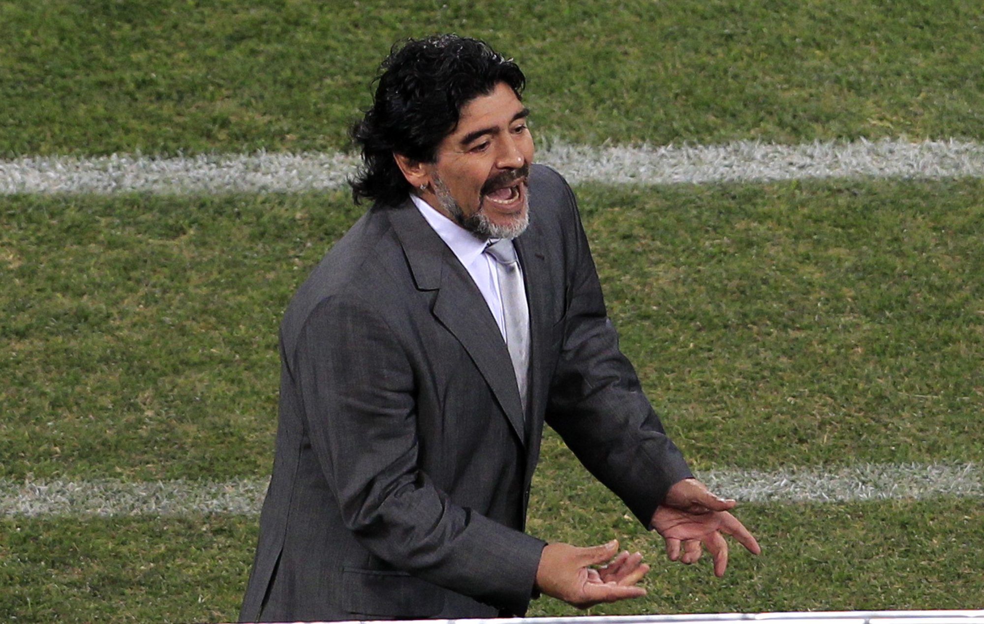 Maradona kan vara på väg till England.