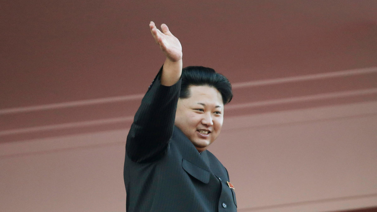 Kim Jong-Un förbjuder piercings, korta kjolar och jeans